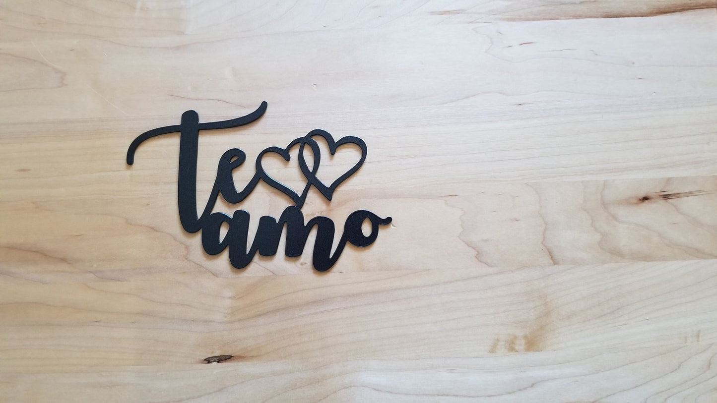 Te Amo Metal Wall Hanging